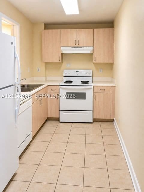 1-bedroom Condo — 50 Menores Ave #601, Coral Gables, FL 33134