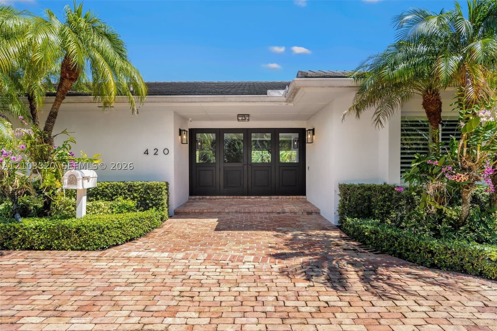 5+1 Müstakil ev — 420 Rovino Ave, Coral Gables, FL 33156