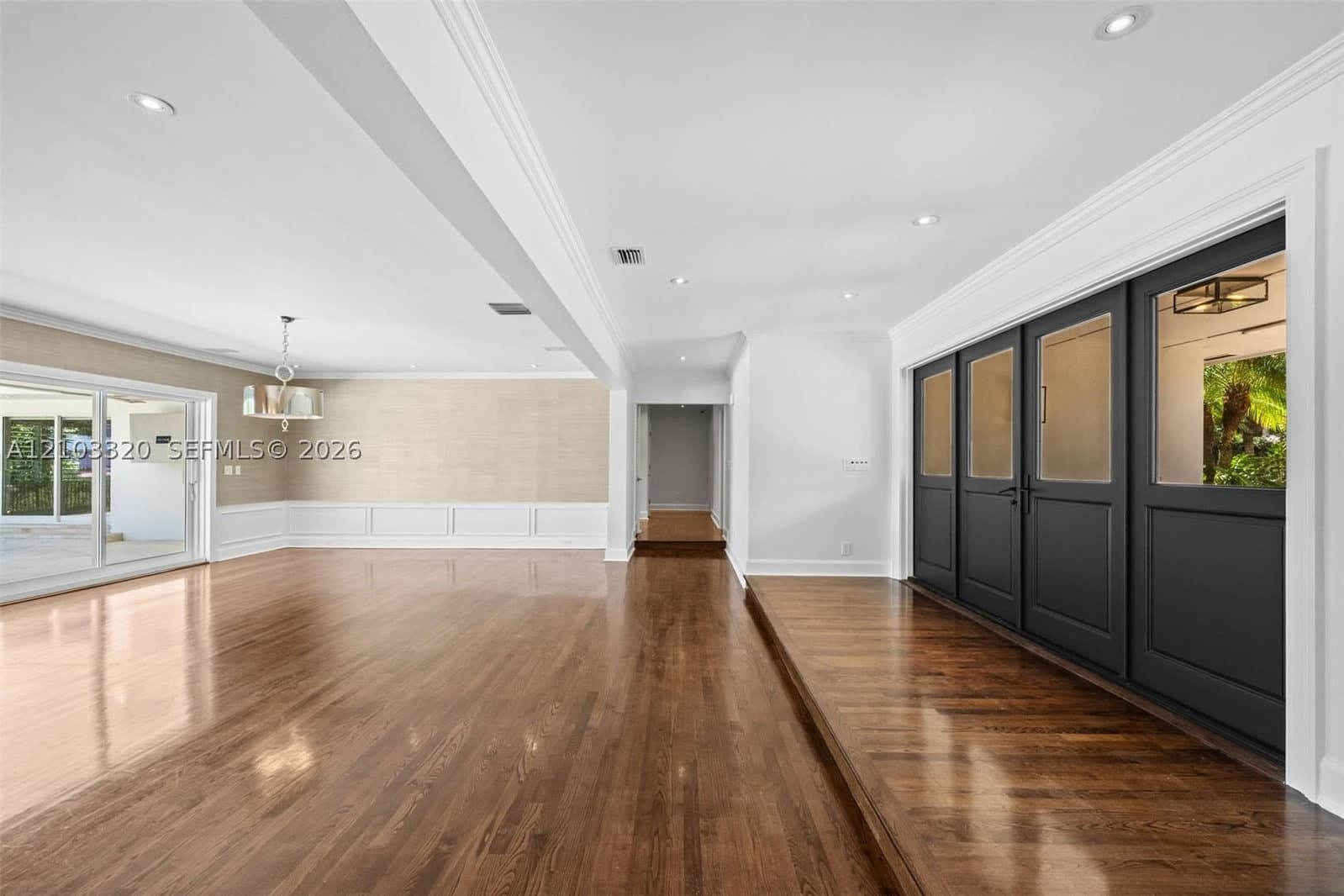 5+1 Müstakil ev — 420 Rovino Ave, Coral Gables, FL 33156