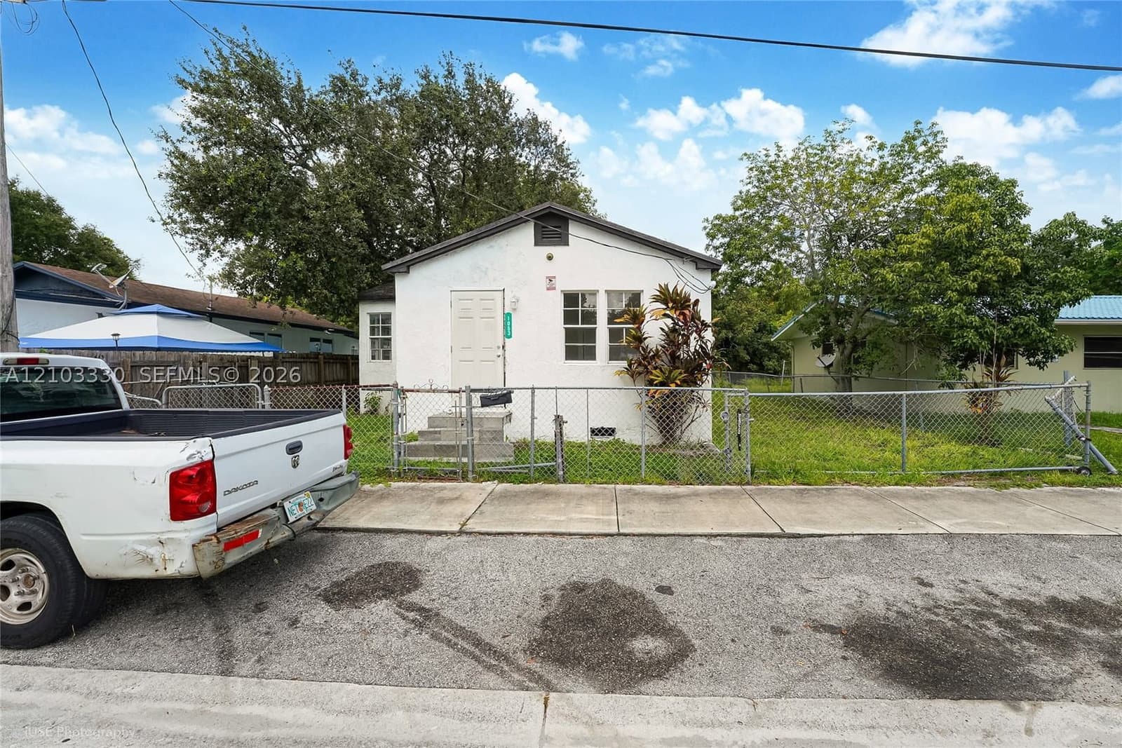 2+1 Müstakil ev — 1053 55th St, Miami, FL 33127