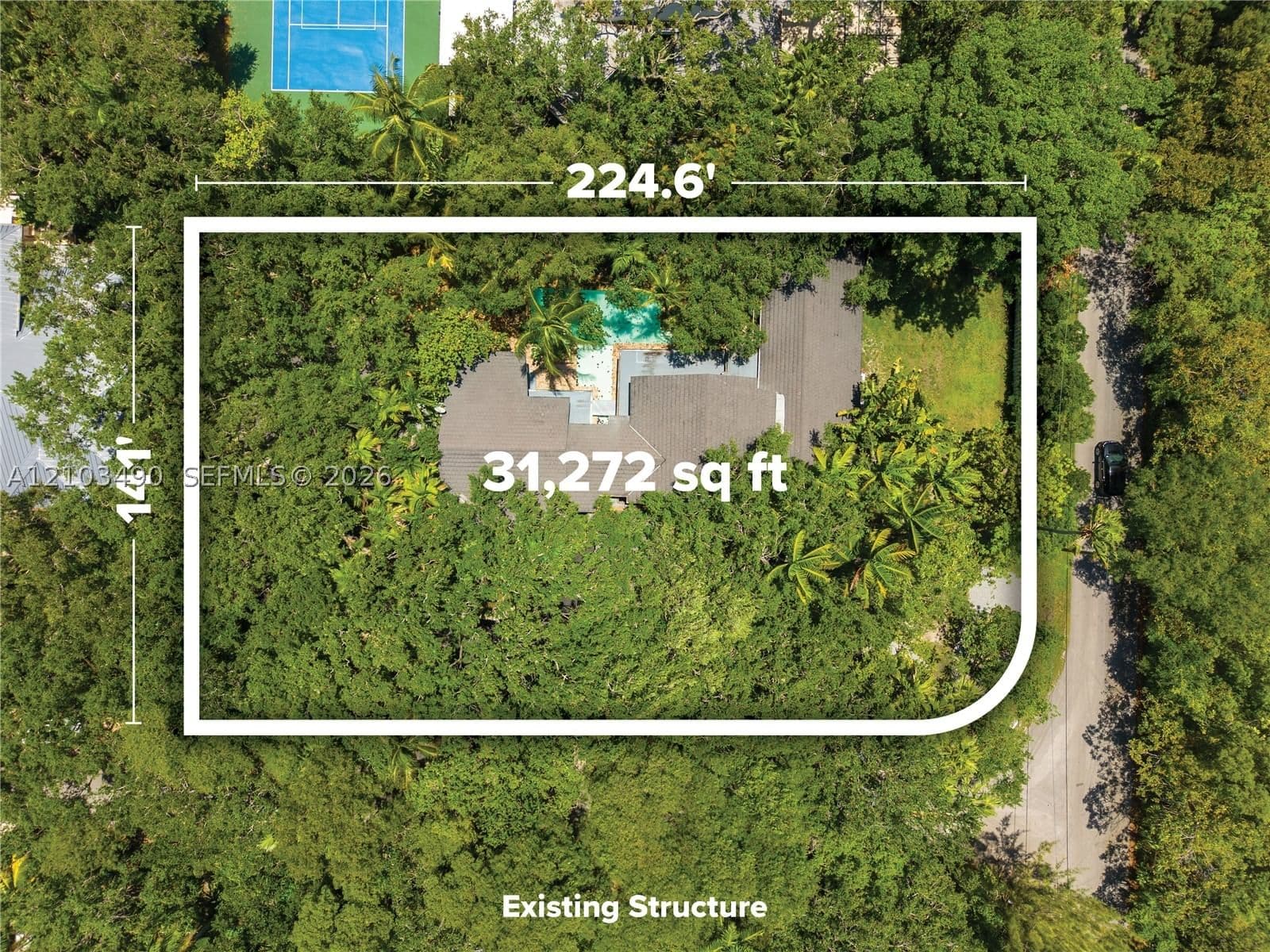 4-bedroom Single-Family Home — 5600 Oakwood Ln, Coral Gables, FL 33156