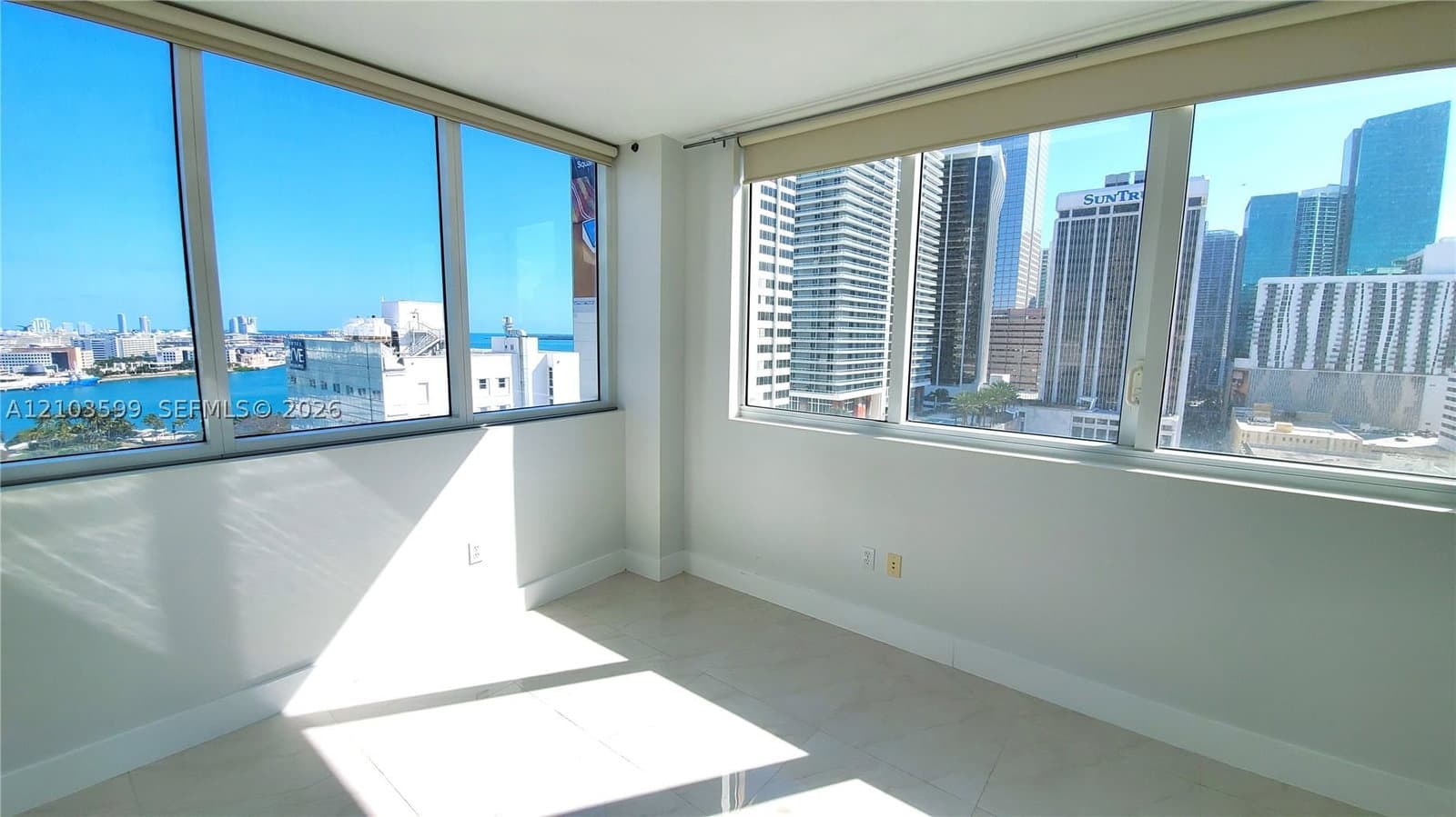 2-bedroom Condo — 253 2nd St #1809, Miami, FL 33132