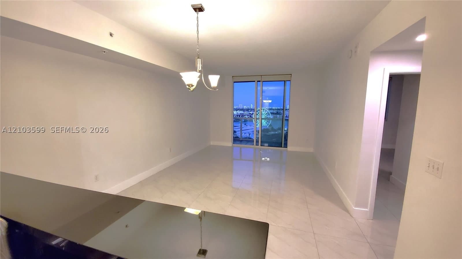 2-bedroom Condo — 253 2nd St #1809, Miami, FL 33132