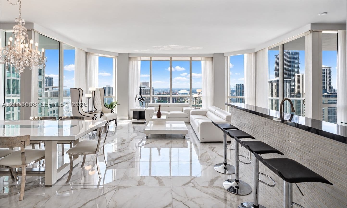 3+1 Condo — 244 Biscayne Blvd #4308, Miami, FL 33132