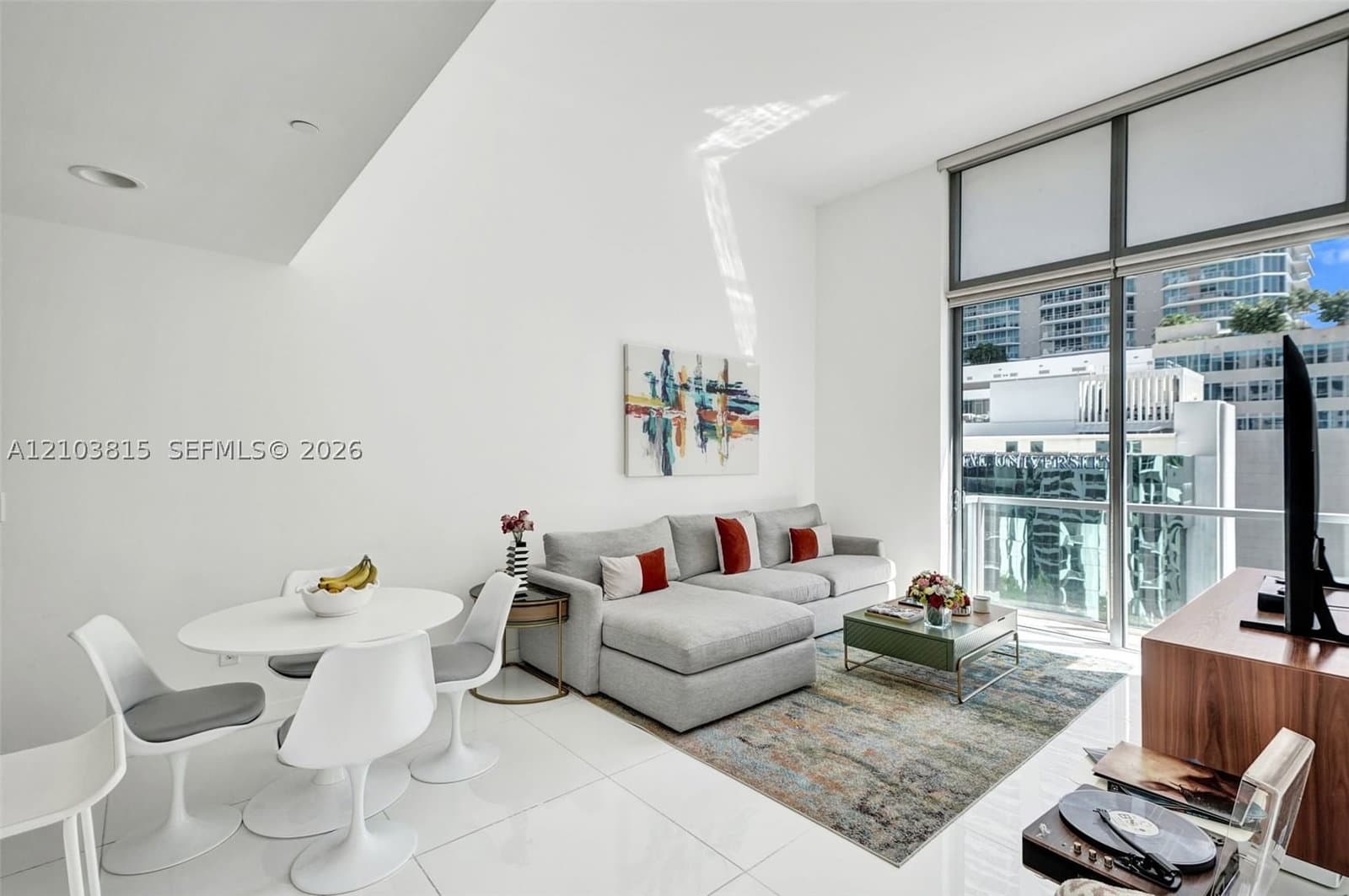 2+1 Condo — 1060 Brickell Ave #1207, Miami, FL 33131