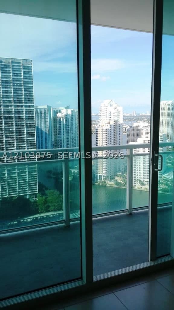 1+1 Condo — 950 Brickell Bay Dr #4008, Miami, FL 33131