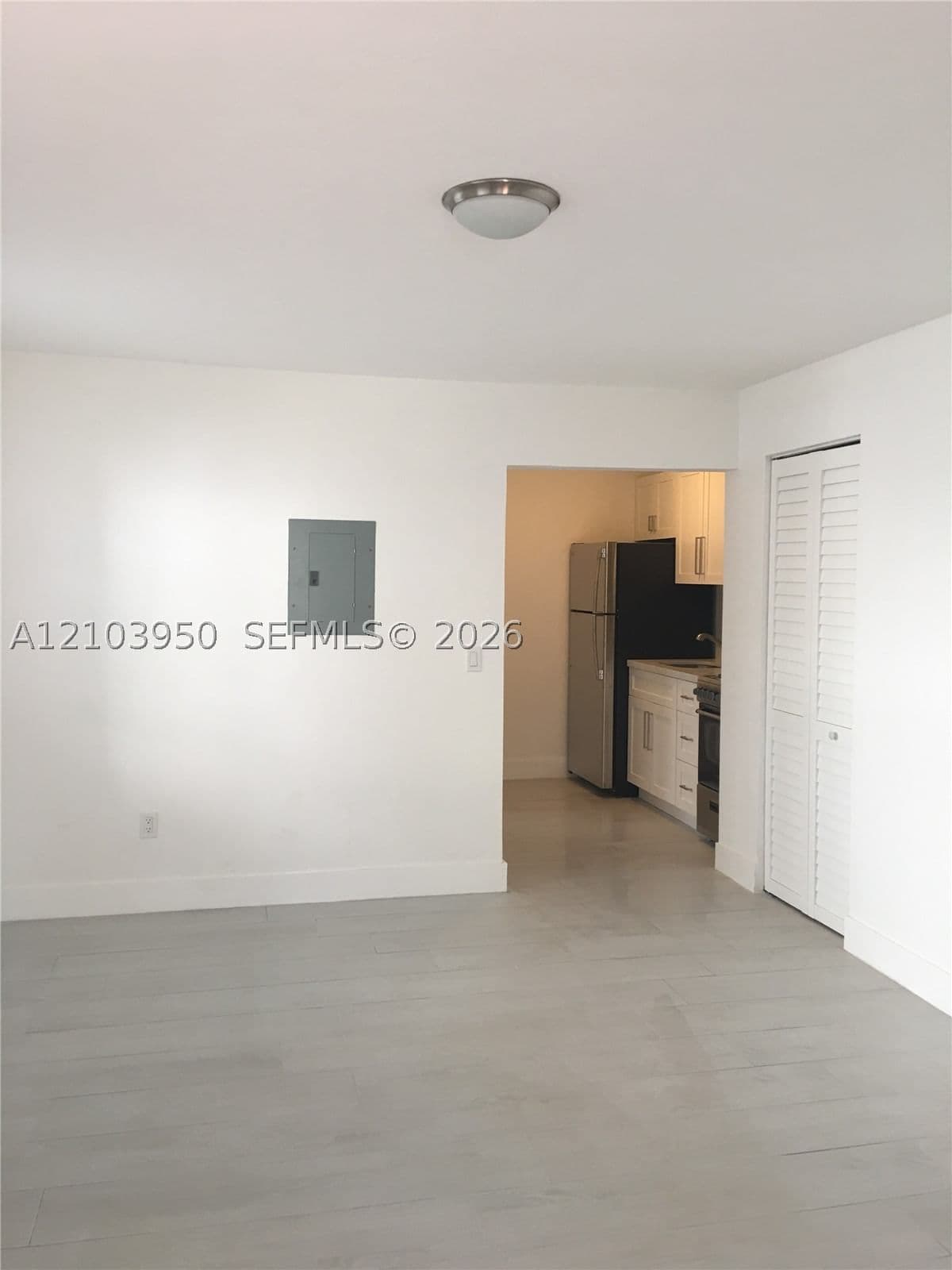 Apartment — 19 Sidonia Ave #1, Coral Gables, FL 33134