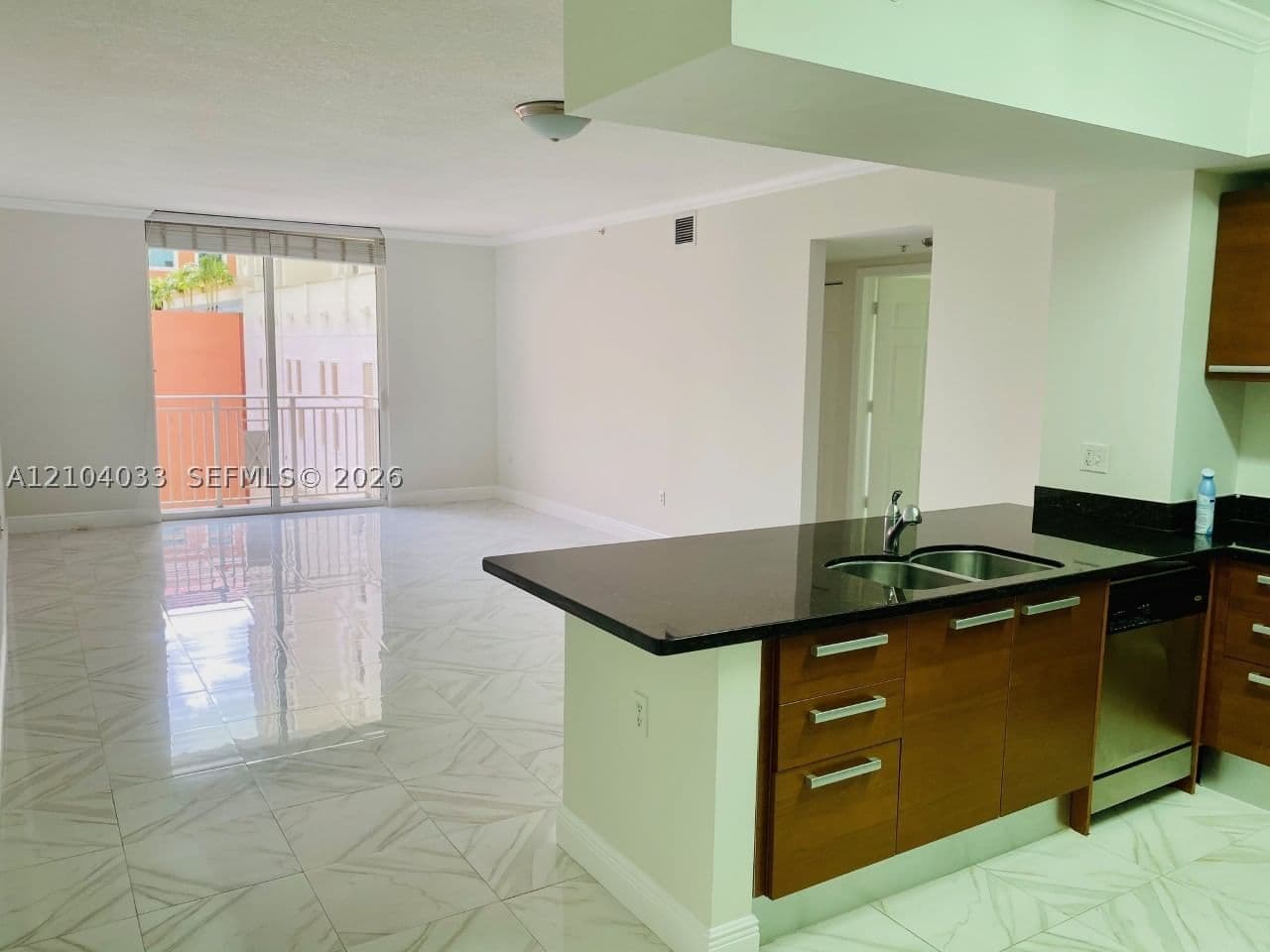 2+1 Condo — 2030 Douglas Rd #501, Coral Gables, FL 33134