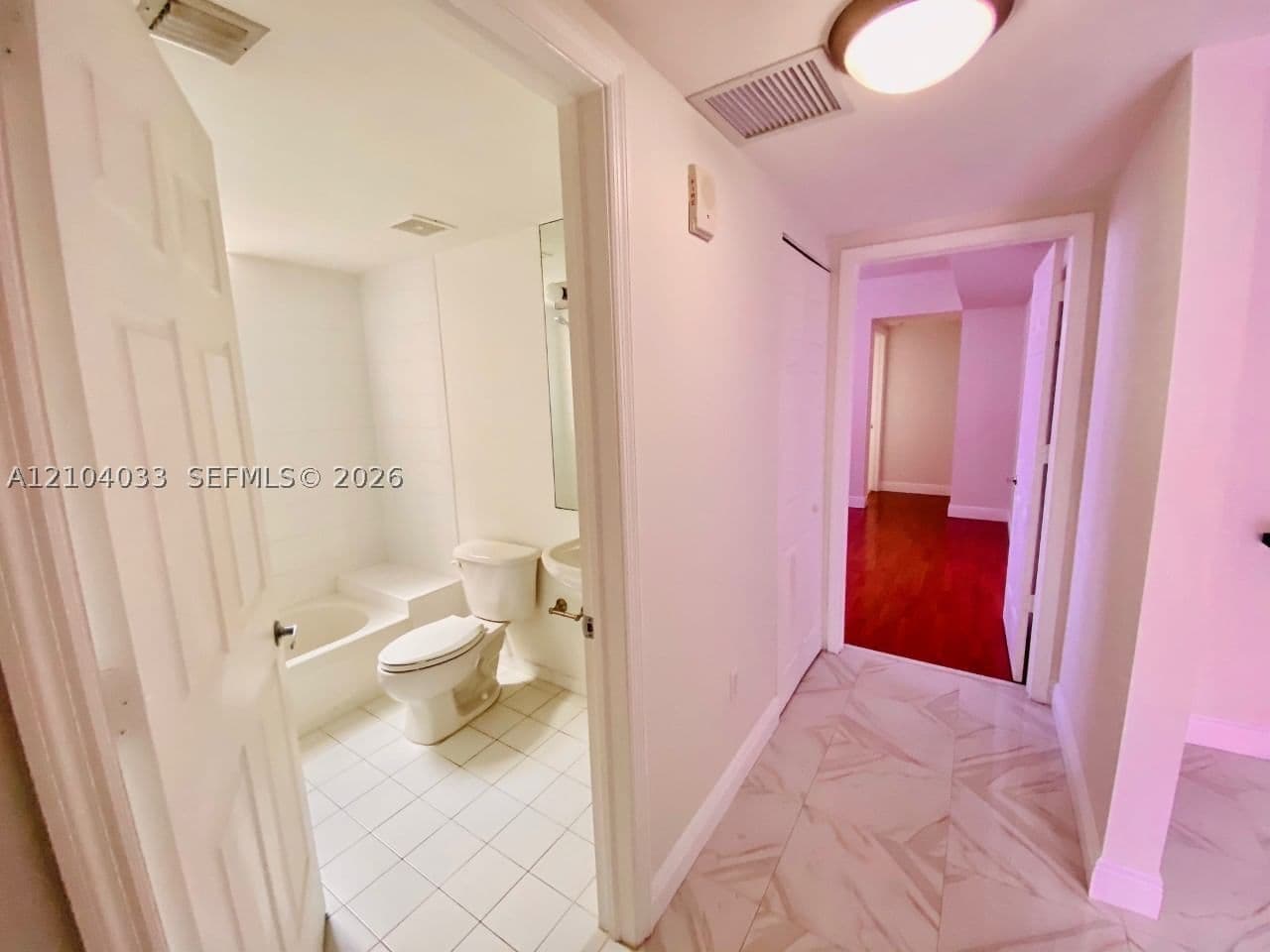 2+1 Condo — 2030 Douglas Rd #501, Coral Gables, FL 33134