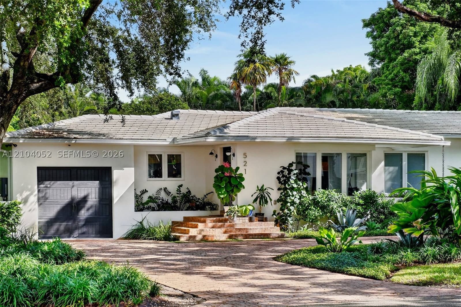 4-bedroom Single-Family Home — 521 San Juan Dr, Coral Gables, FL 33143