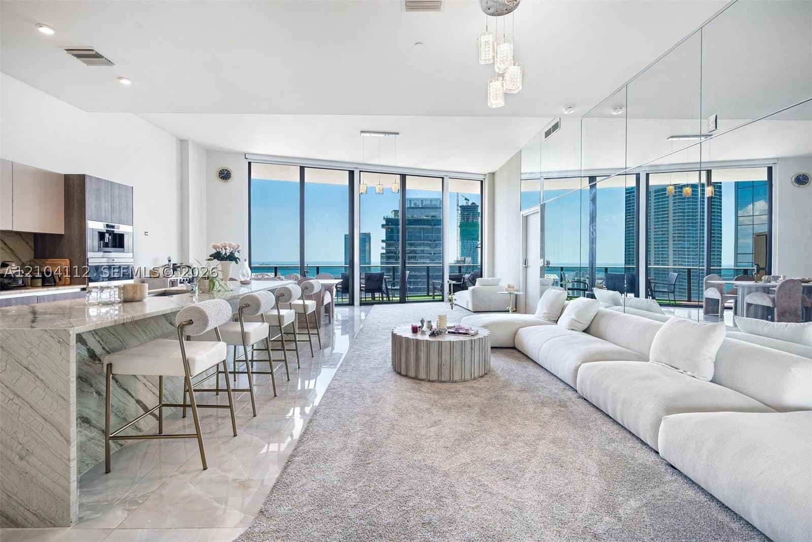 3-bedroom Condo — 801 Miami Ave #MPH 5702, Miami, FL 33130