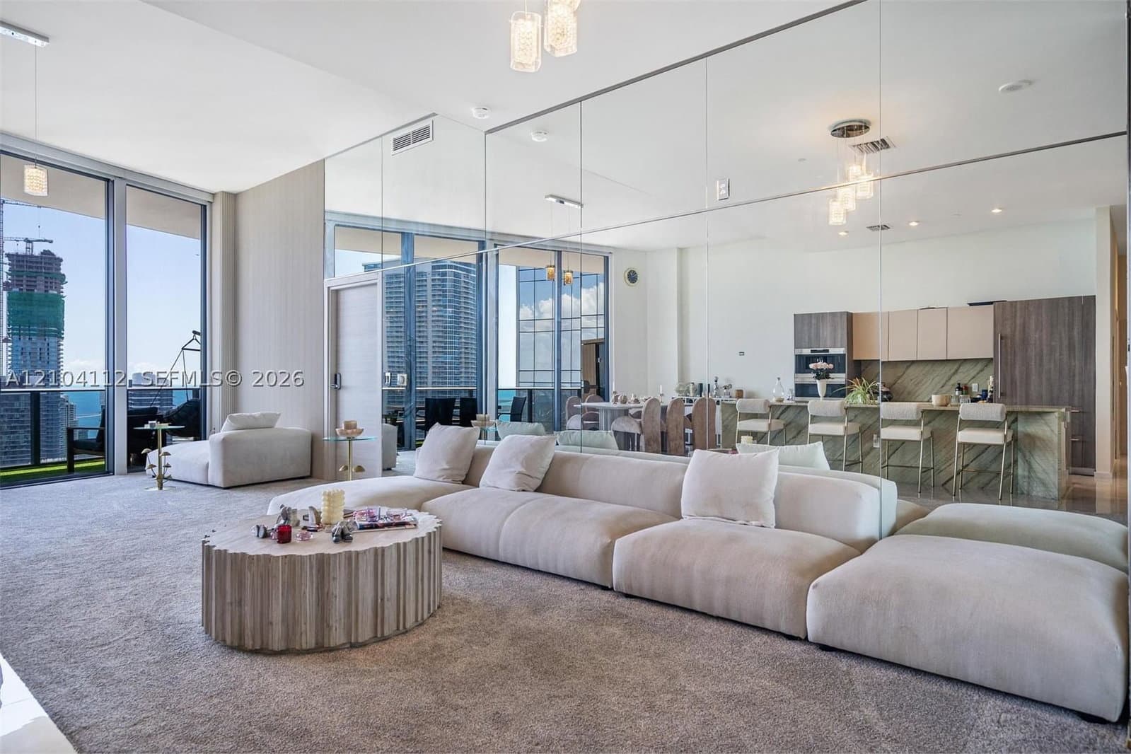 3-bedroom Condo — 801 Miami Ave #MPH 5702, Miami, FL 33130