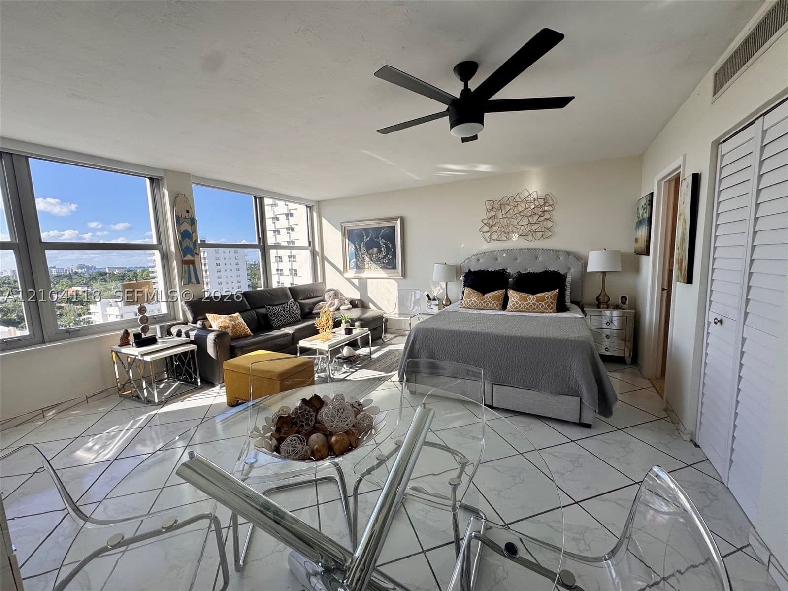 Daire — 2899 Collins Ave #1242, Miami Beach, FL 33140