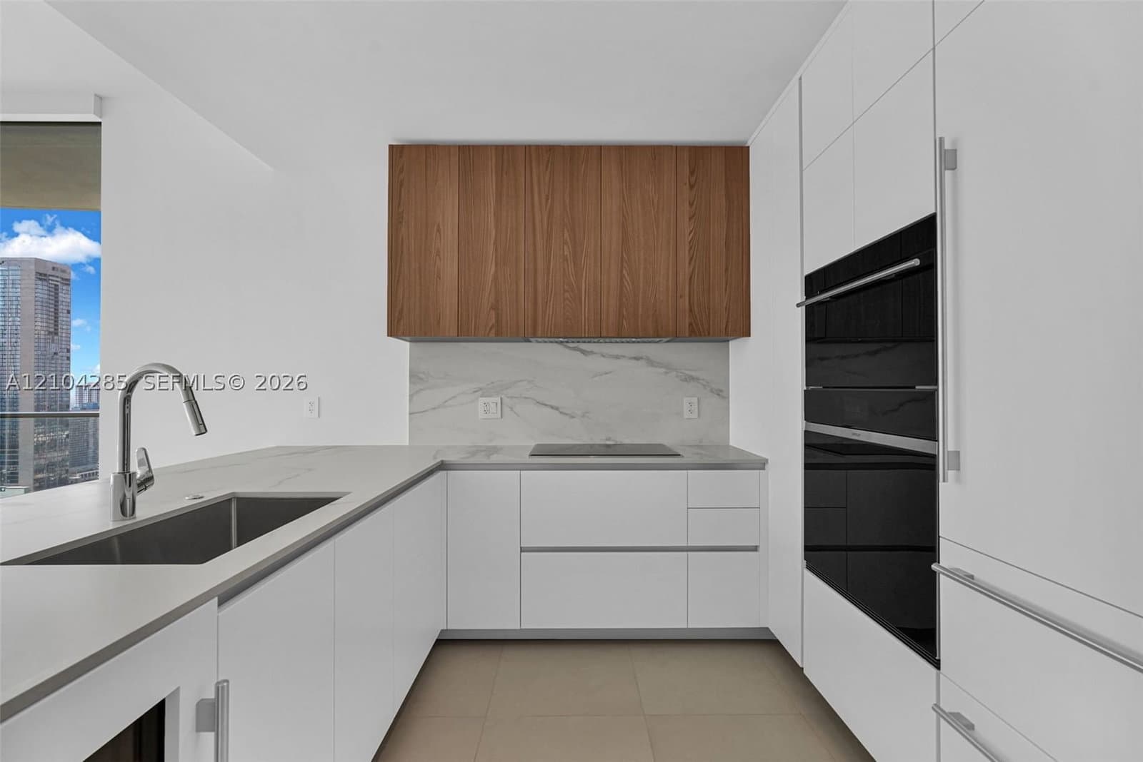 2-bedroom Condo — 1400 Biscayne Blvd #3402, Miami, FL 33132