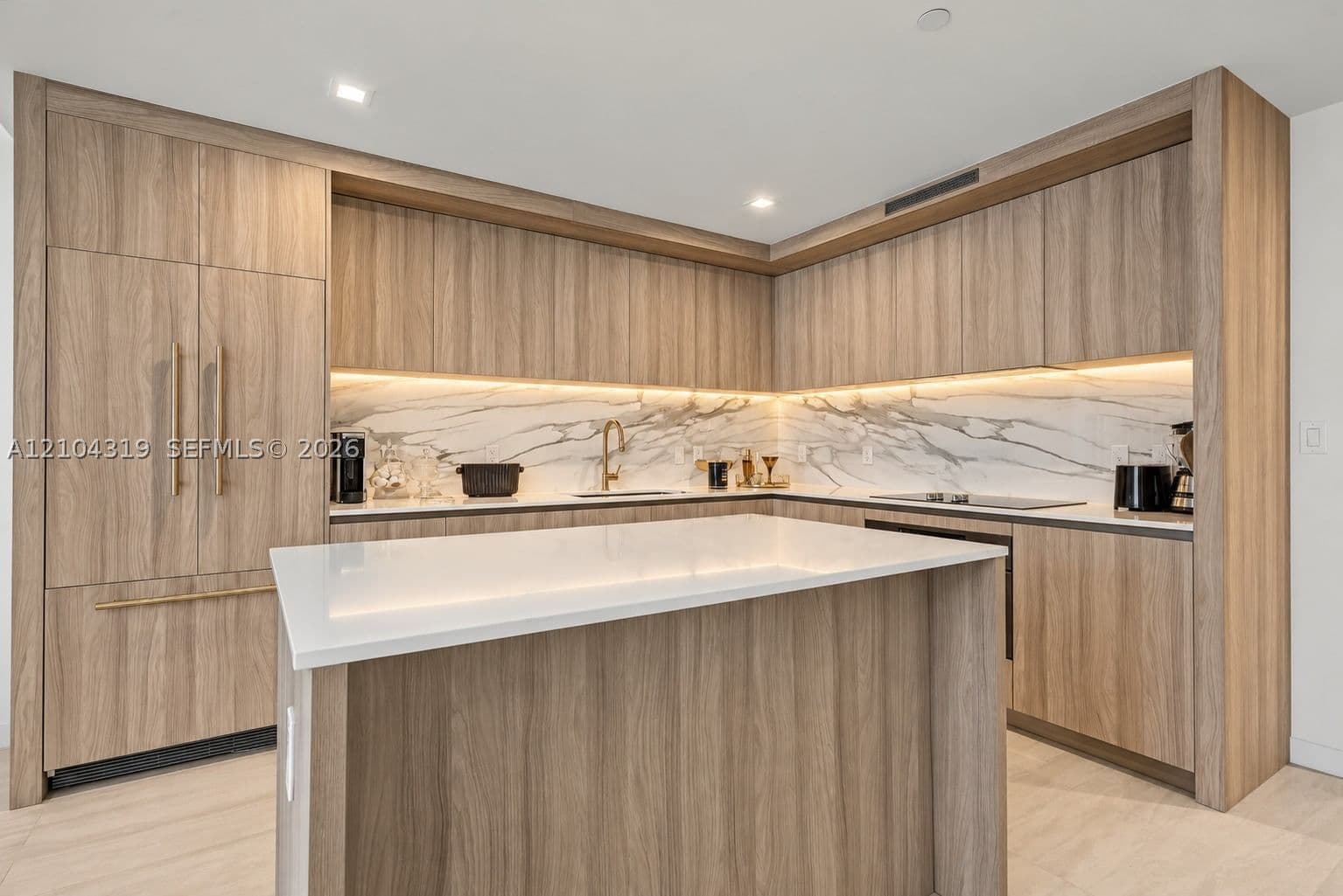 2+1 Condo — 77 5th St #1801, Miami, FL 33131