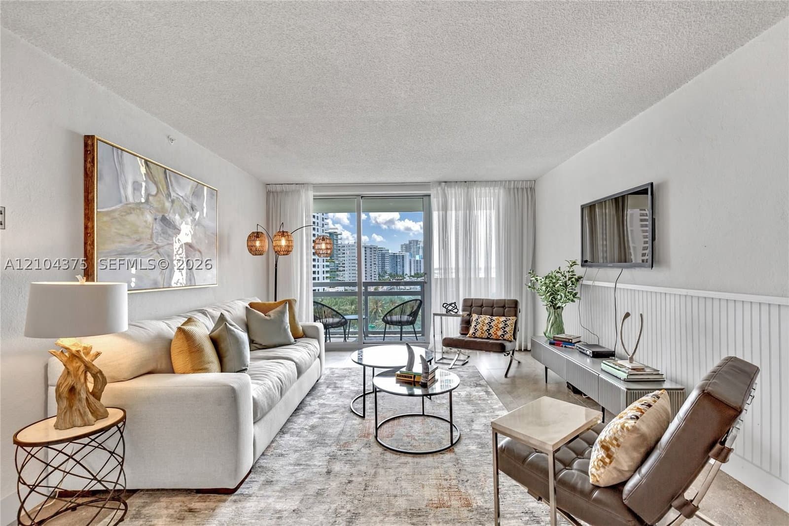 1+1 Condo — 1500 Bay Rd #830S, Miami Beach, FL 33139