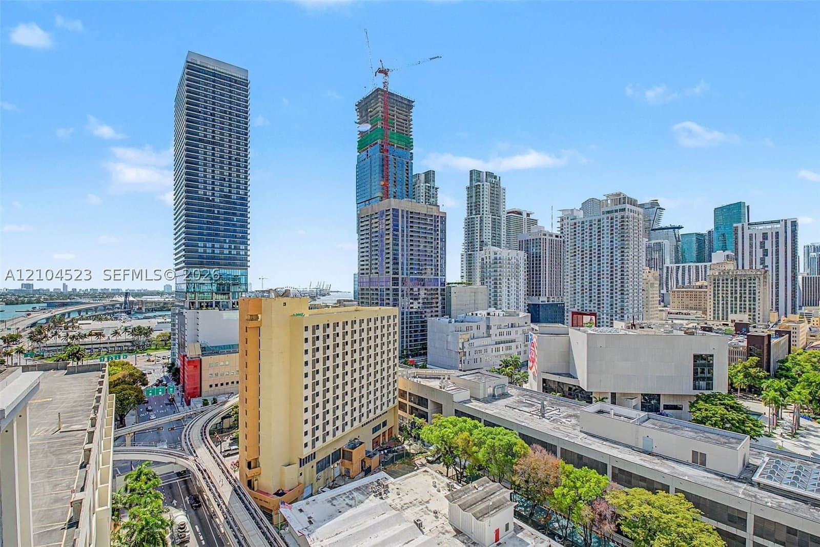2+1 Condo — 121 5th St #1701, Miami, FL 33132