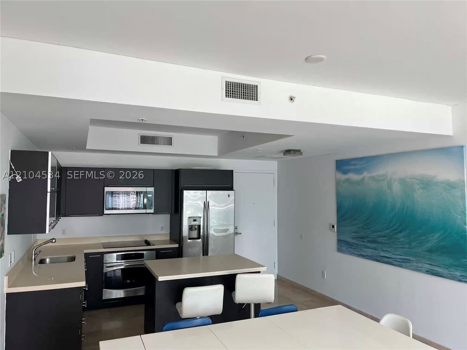 2+1 Condo — 90 3rd St #1615, Miami, FL 33130