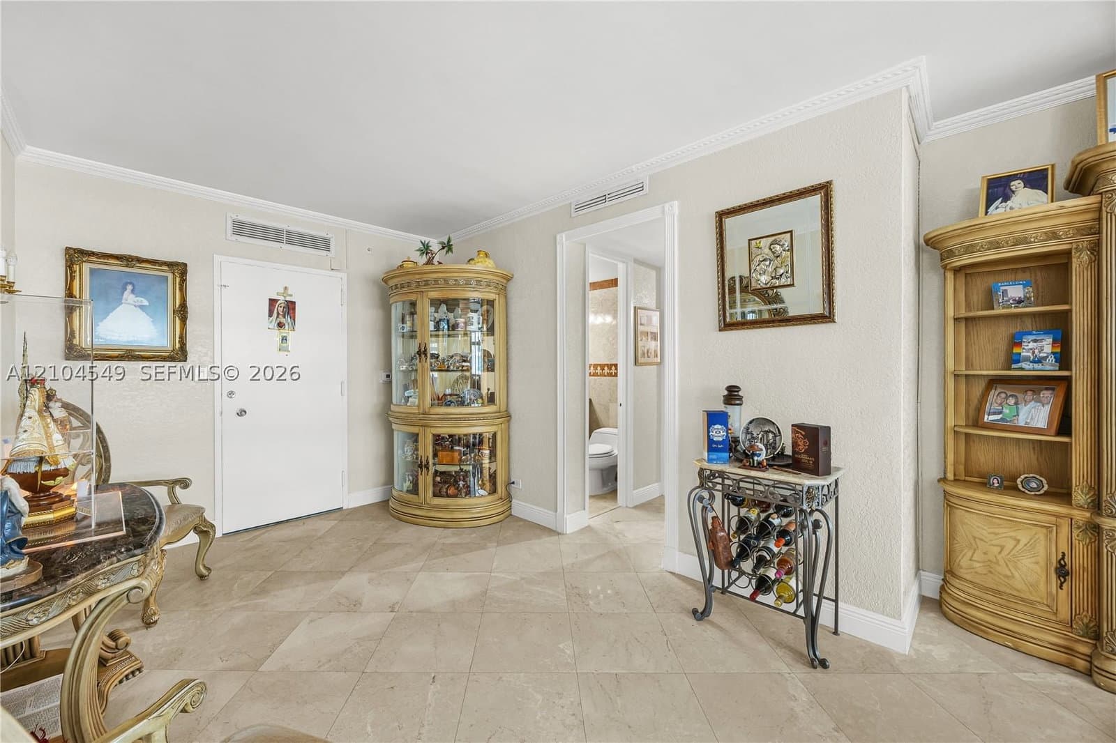 1-bedroom Condo — 5055 Collins Ave #12F, Miami Beach, FL 33140