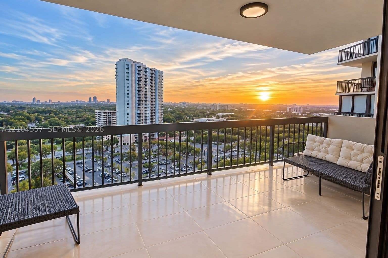 1-bedroom Condo — 2333 Brickell Ave #1808, Miami, FL 33129