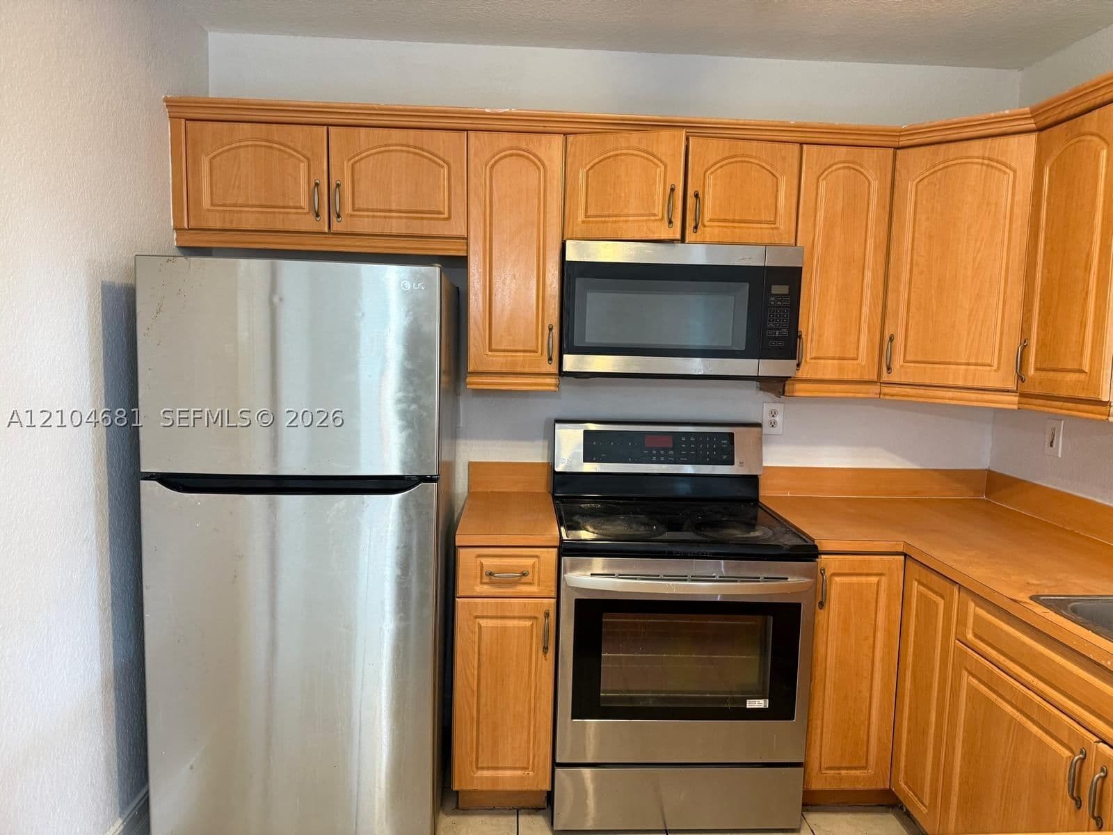 2+1 Mülk — 3715 23rd Ct #3715, Miami, FL 33142