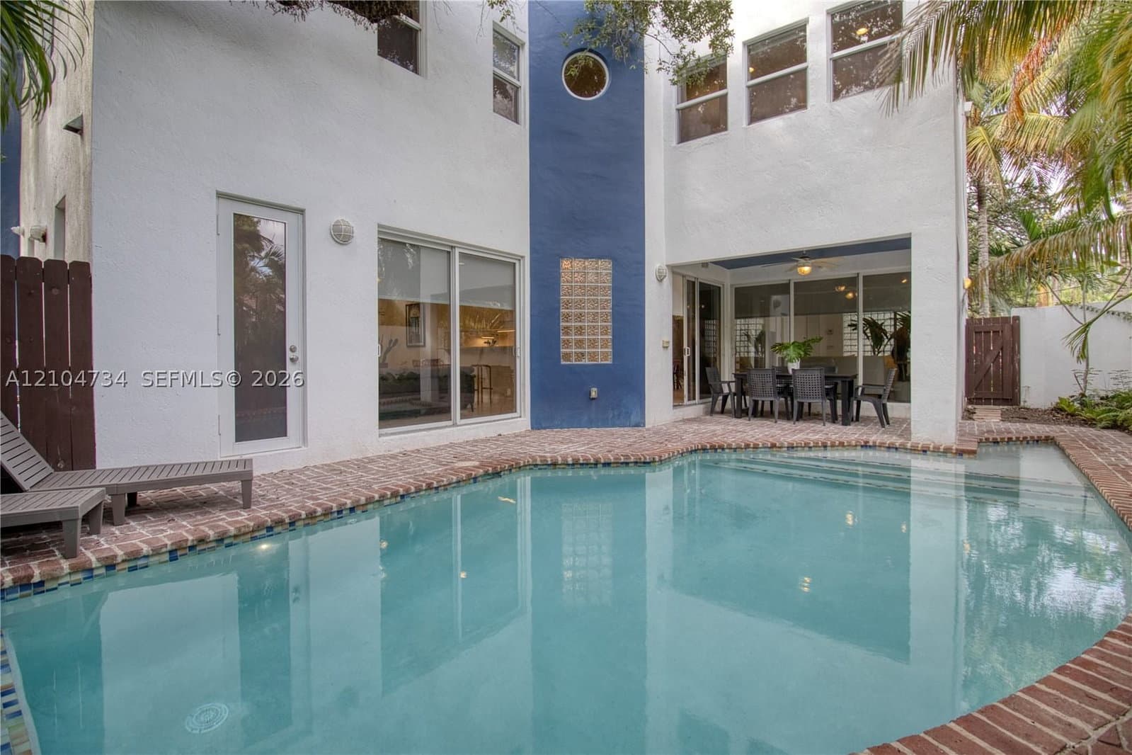 3-bedroom Single-Family Home — 2200 Lincoln Ave, Miami, FL 33133