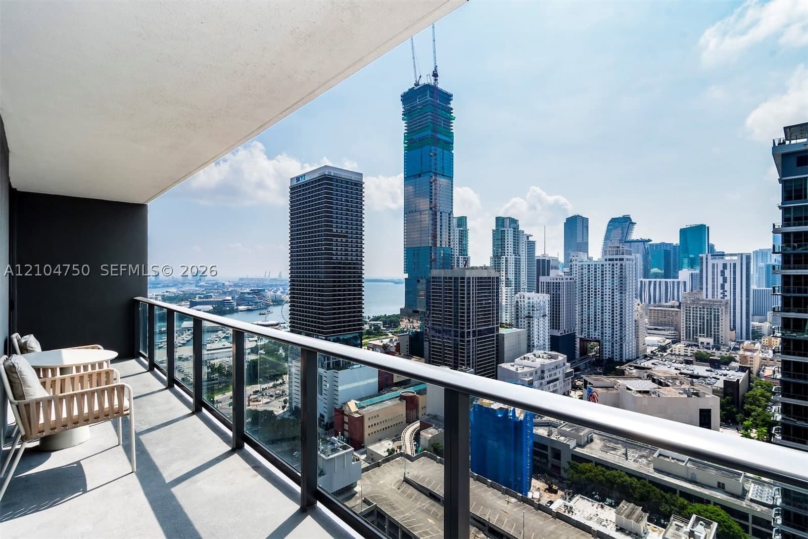 2+1 Condo — 159 6th St #2905, Miami, FL 33132