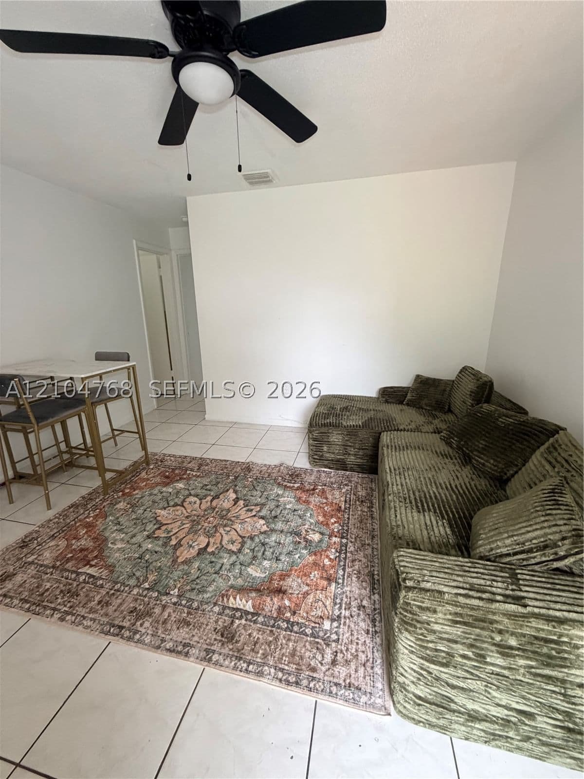 2+1 Mülk — Miami, FL 33142