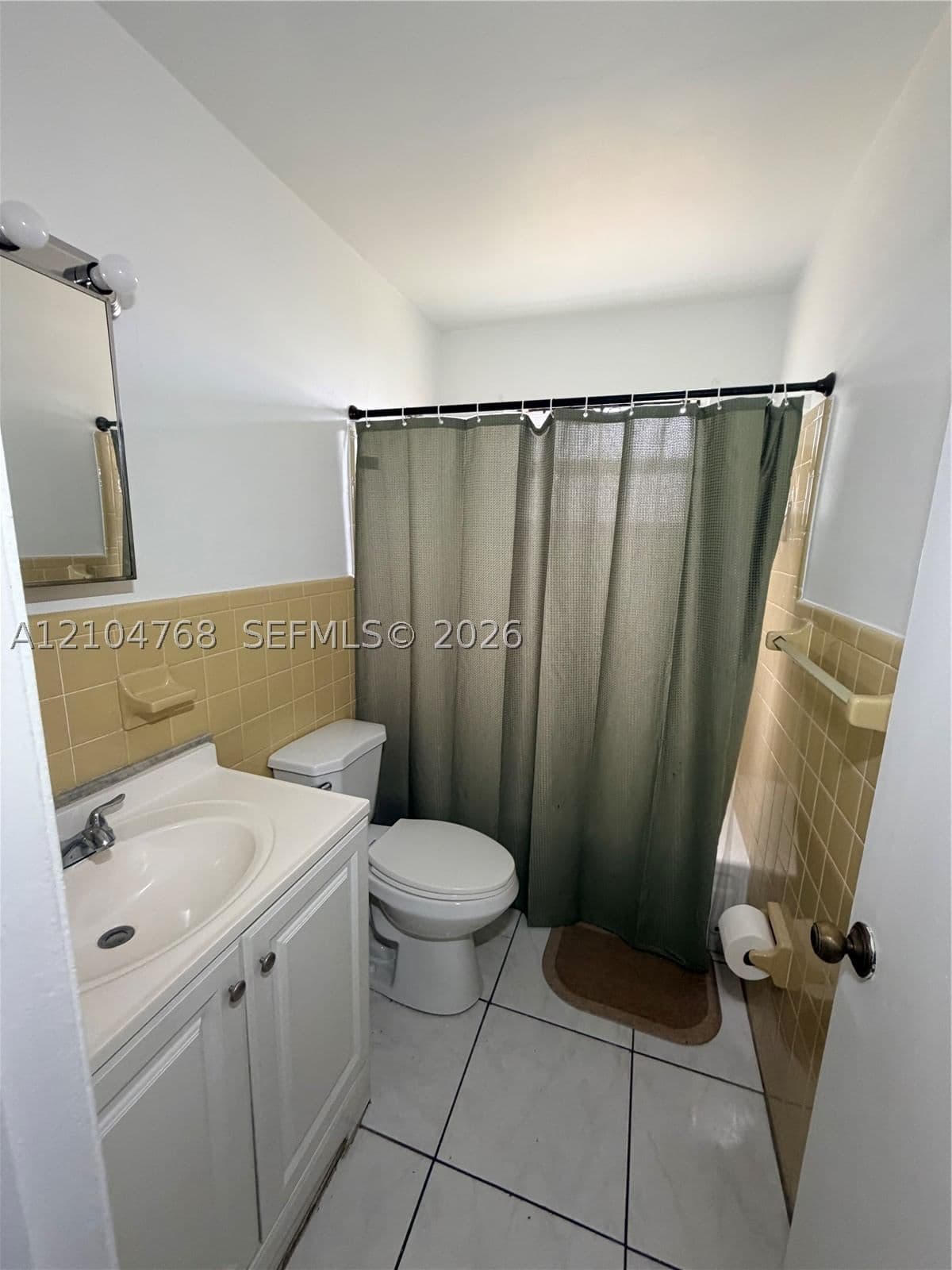 2+1 Mülk — Miami, FL 33142