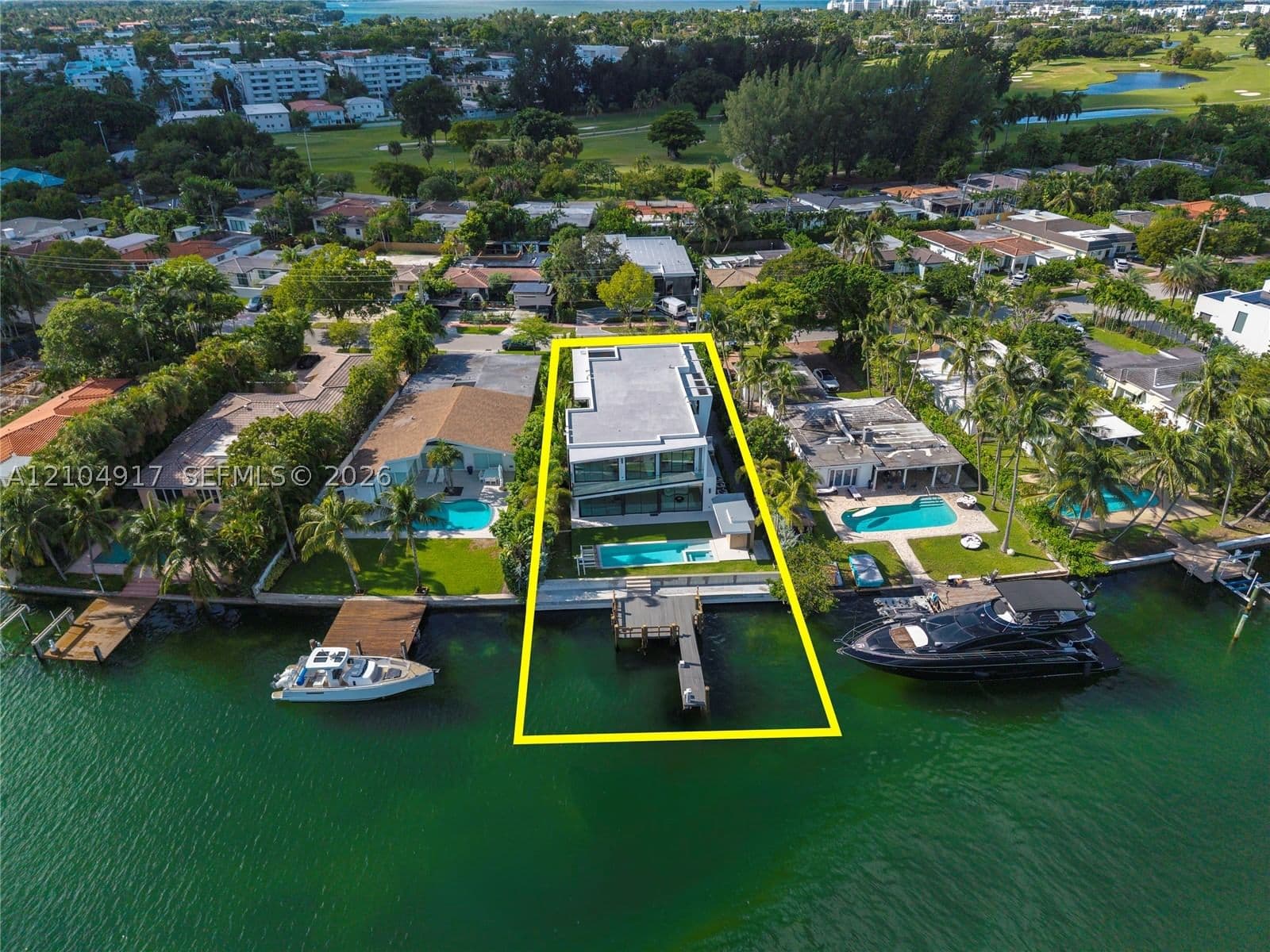 5-bedroom Single-Family Home — 271 Shore Dr, Miami Beach, FL 33141