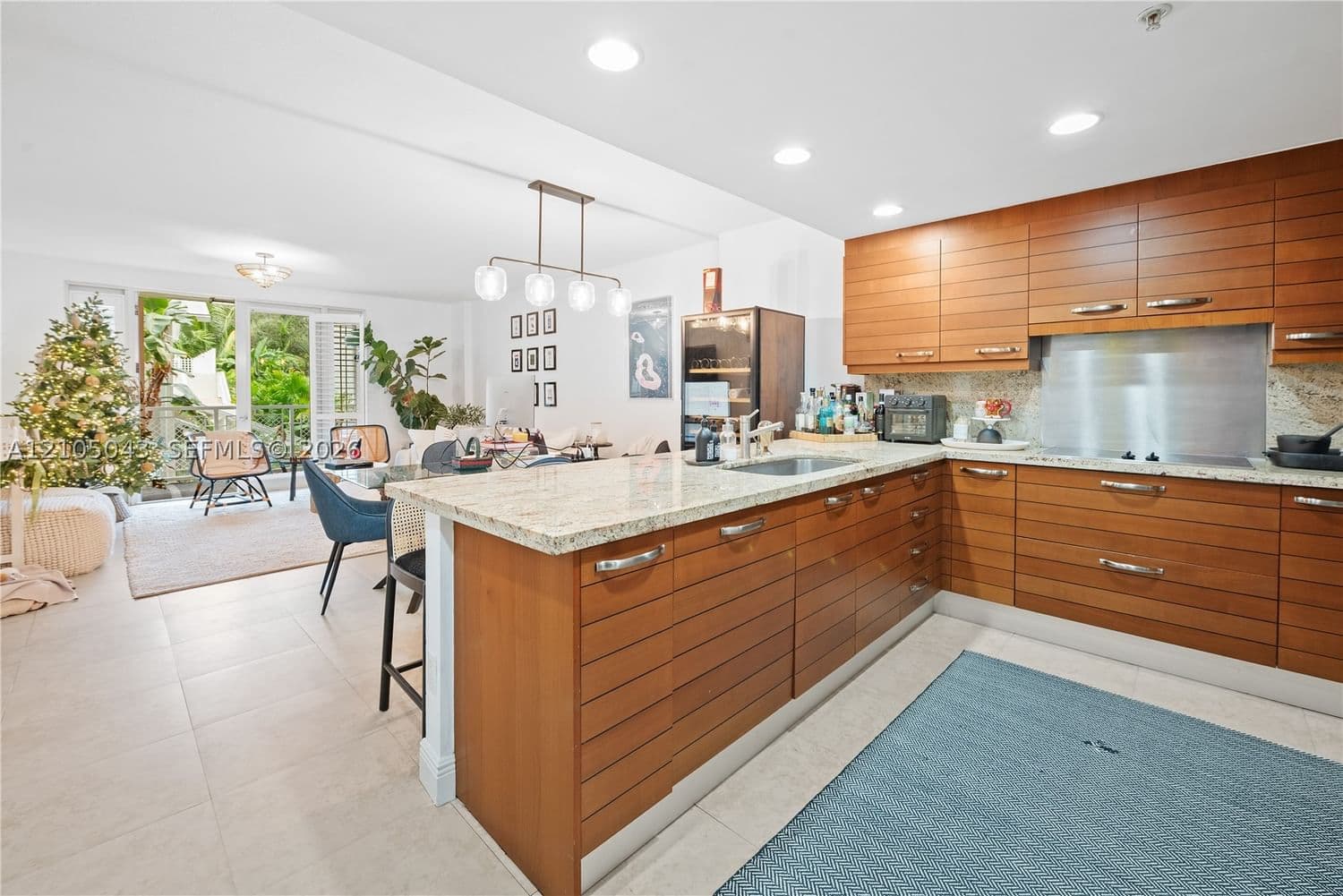 1+1 Condo — 3540 Main Hwy #207, Miami, FL 33133