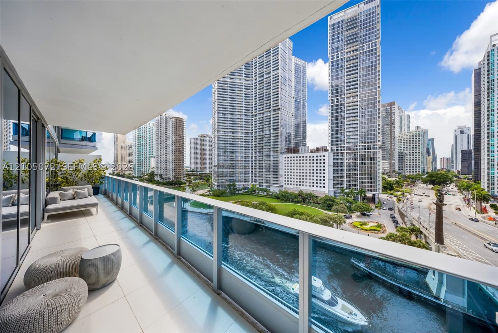 2-bedroom Condo — 200 Biscayne Boulevard Way #904, Miami, FL 33131
