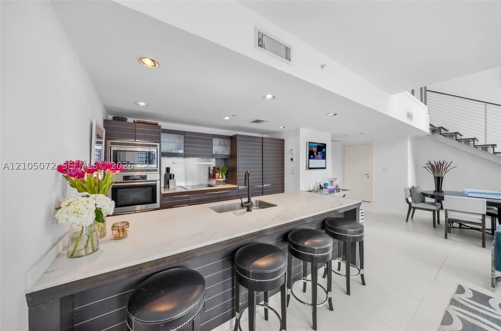 2-bedroom Condo — 200 Biscayne Boulevard Way #904, Miami, FL 33131
