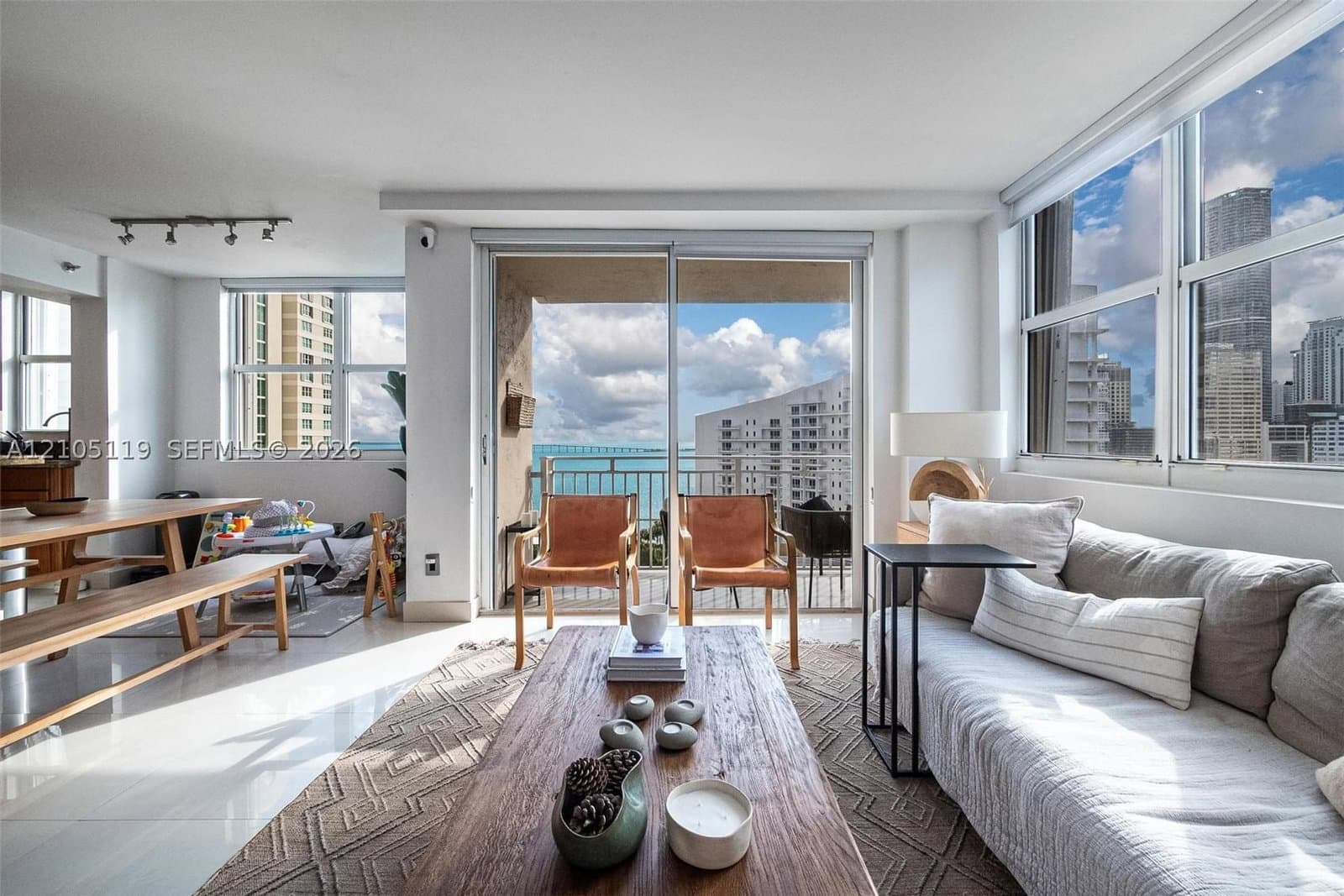 2-bedroom Condo — 770 Claughton Island Dr #1802, Miami, FL 33131