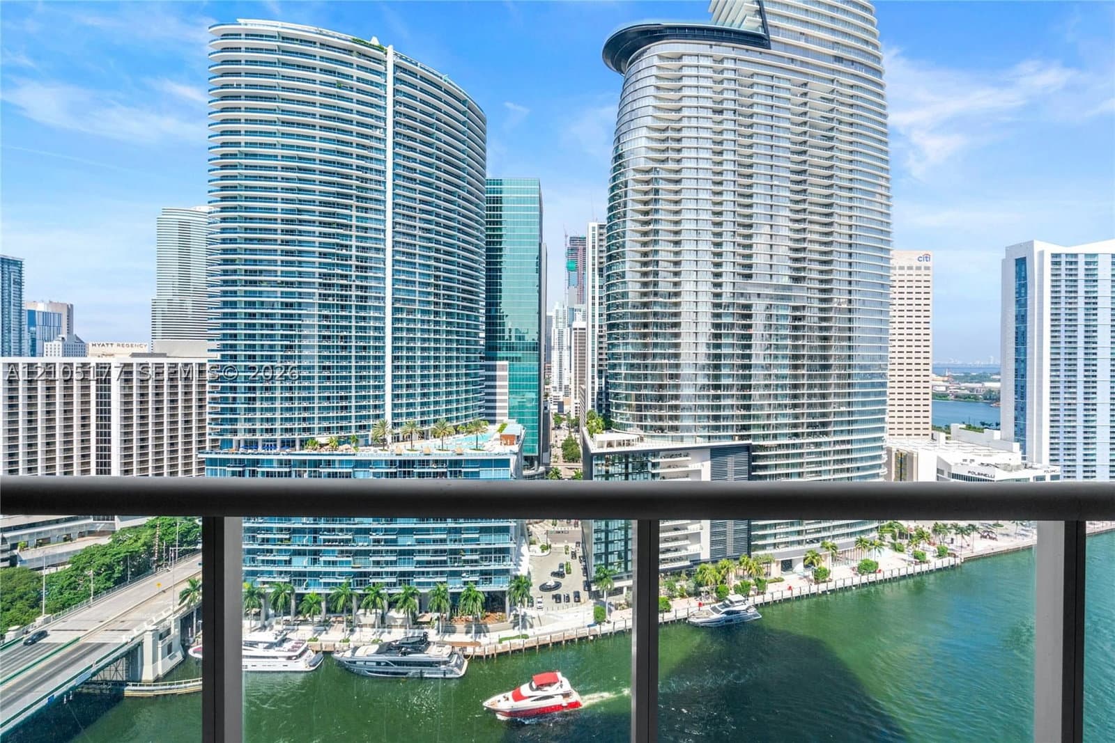 1+1 Condo — 475 Brickell Ave #2414, Miami, FL 33131