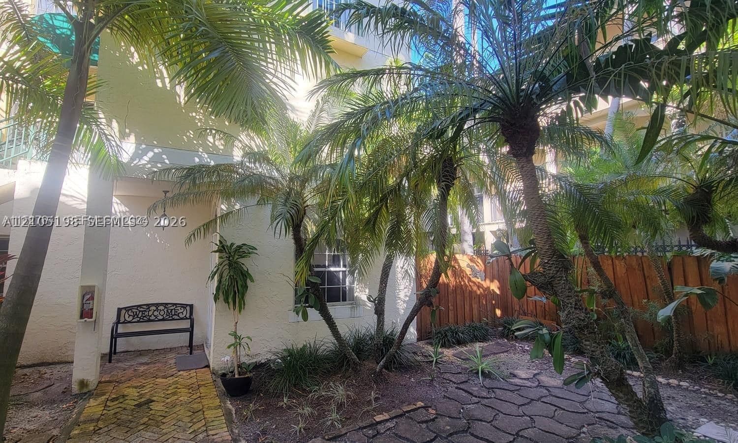 1+1 Condo — 3356 Bird Ave #4, Miami, FL 33133