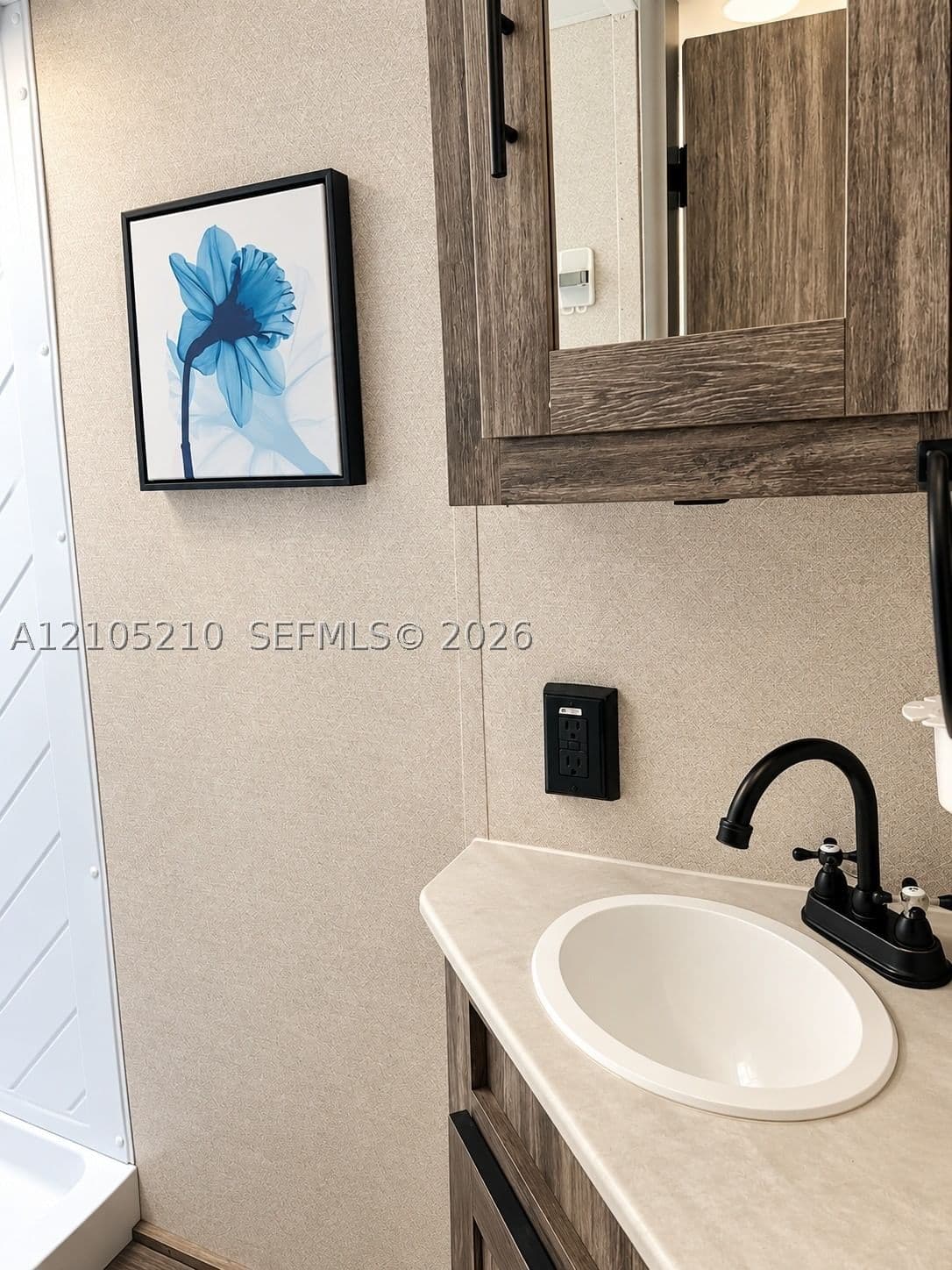1-bedroom Property — 3128 46th St #0, Miami, FL 33142