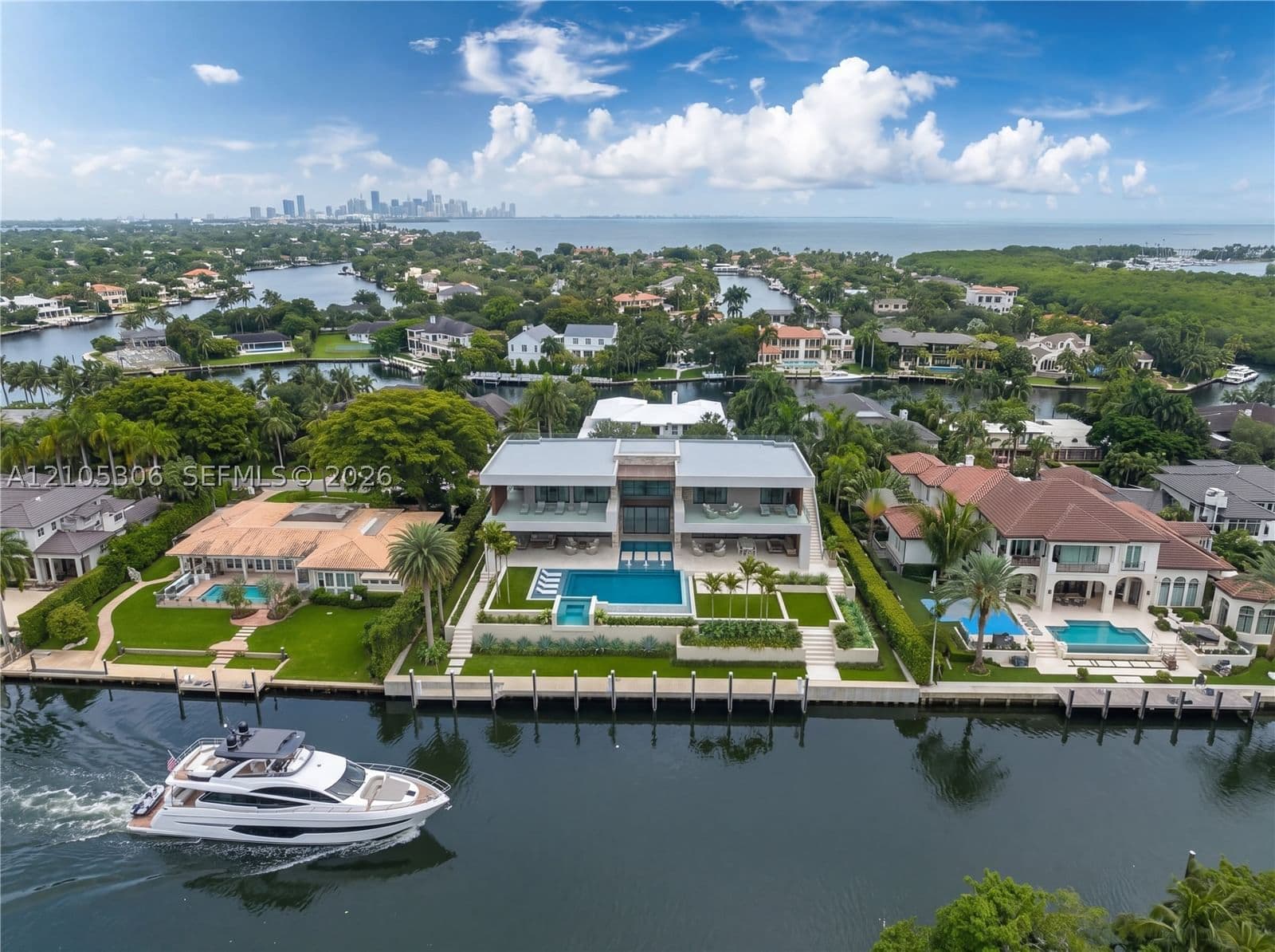 5-bedroom Single-Family Home — 9340 Balada St, Coral Gables, FL 33156