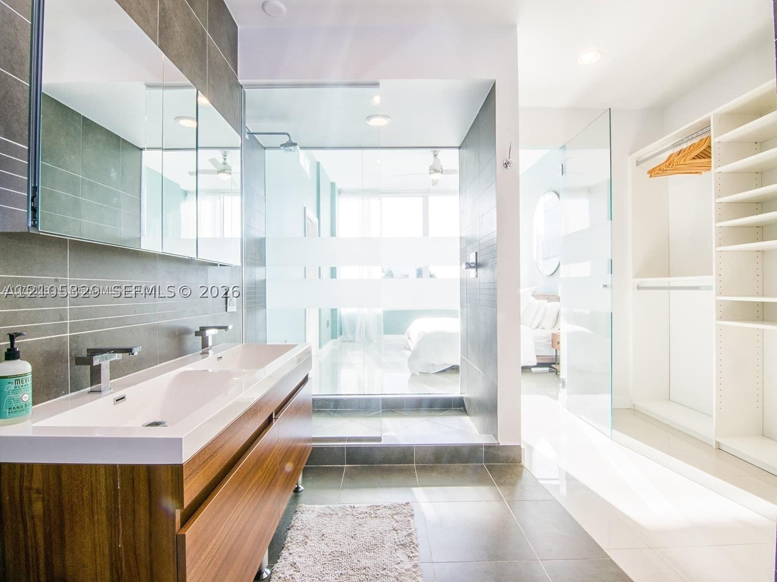 2+1 Condo — 2100 Park Ave #406, Miami Beach, FL 33139
