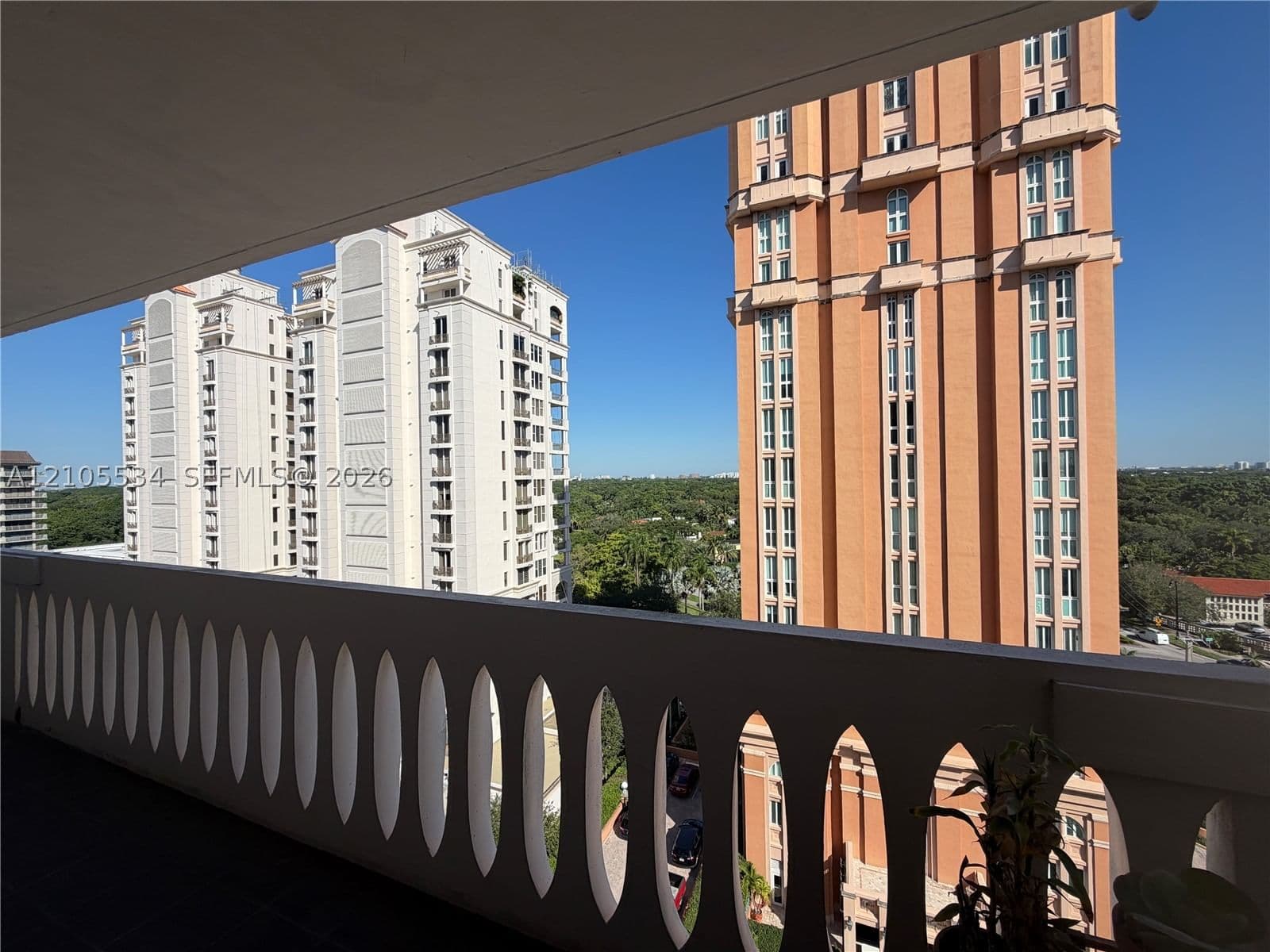 2-bedroom Condo — 625 Biltmore Way #1107, Coral Gables, FL 33134