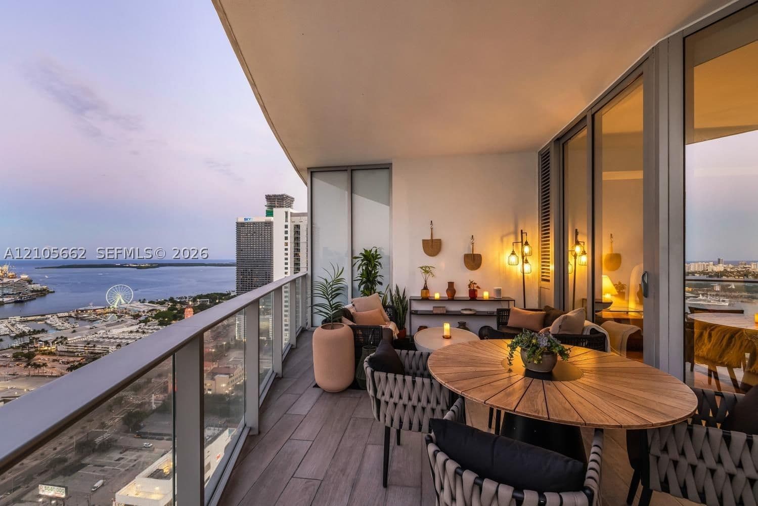 2+1 Condo — 851 1st Ave #3403, Miami, FL 33132