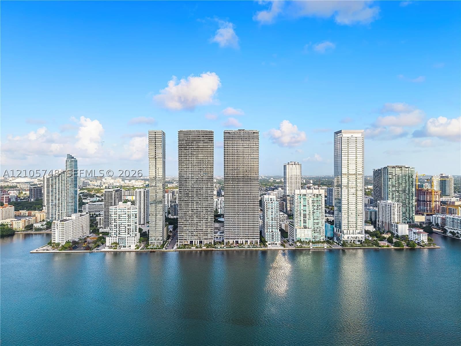 4+1 Condo — 725 24 #5401, Miami, FL 33137