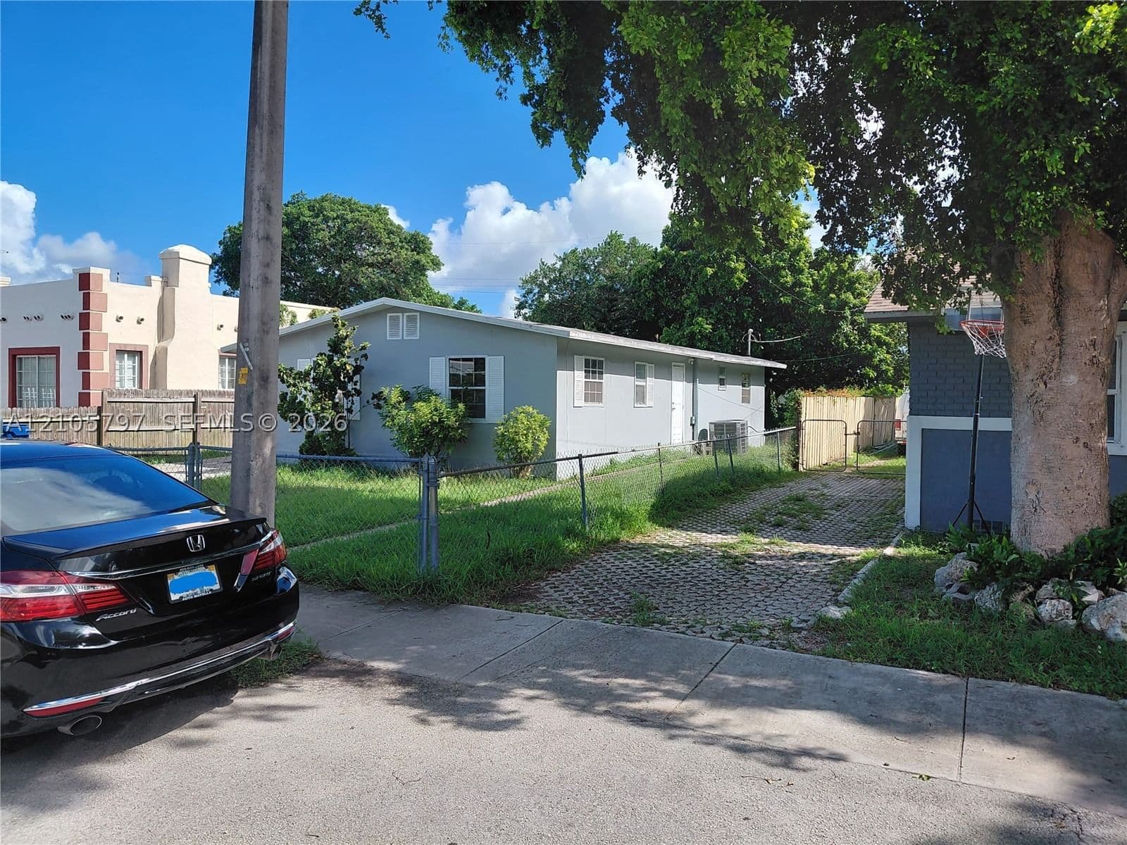 3+1 Müstakil ev — 1918 47th St, Miami, FL 33142