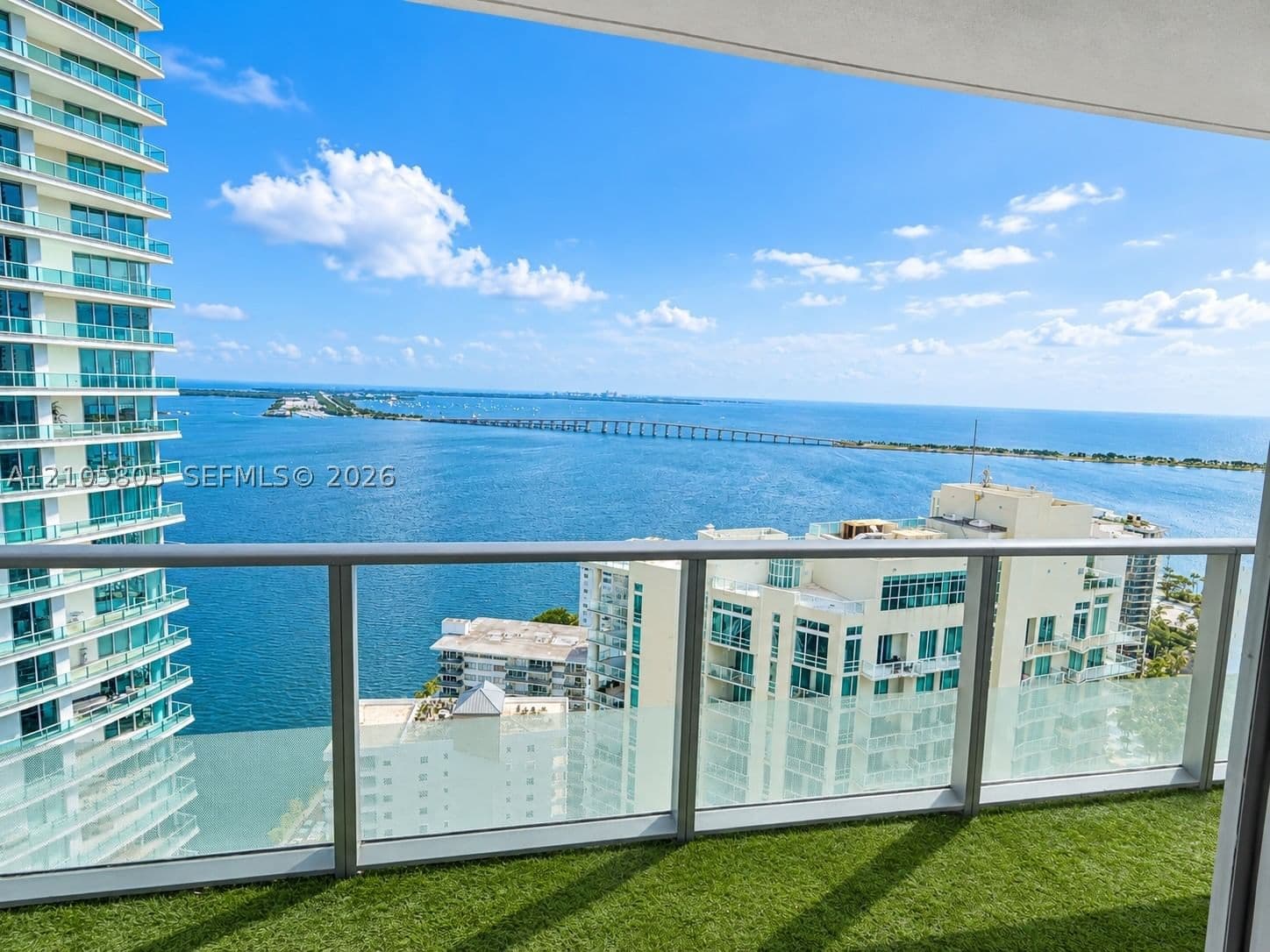 2+1 Condo — 1300 Brickell Bay Dr #3405, Miami, FL 33131