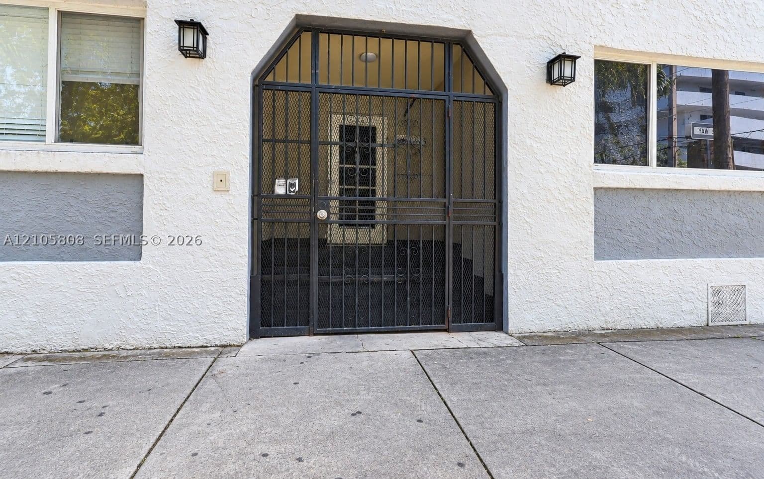 2-bedroom Condo — 103 6th Ave #1, Miami, FL 33128