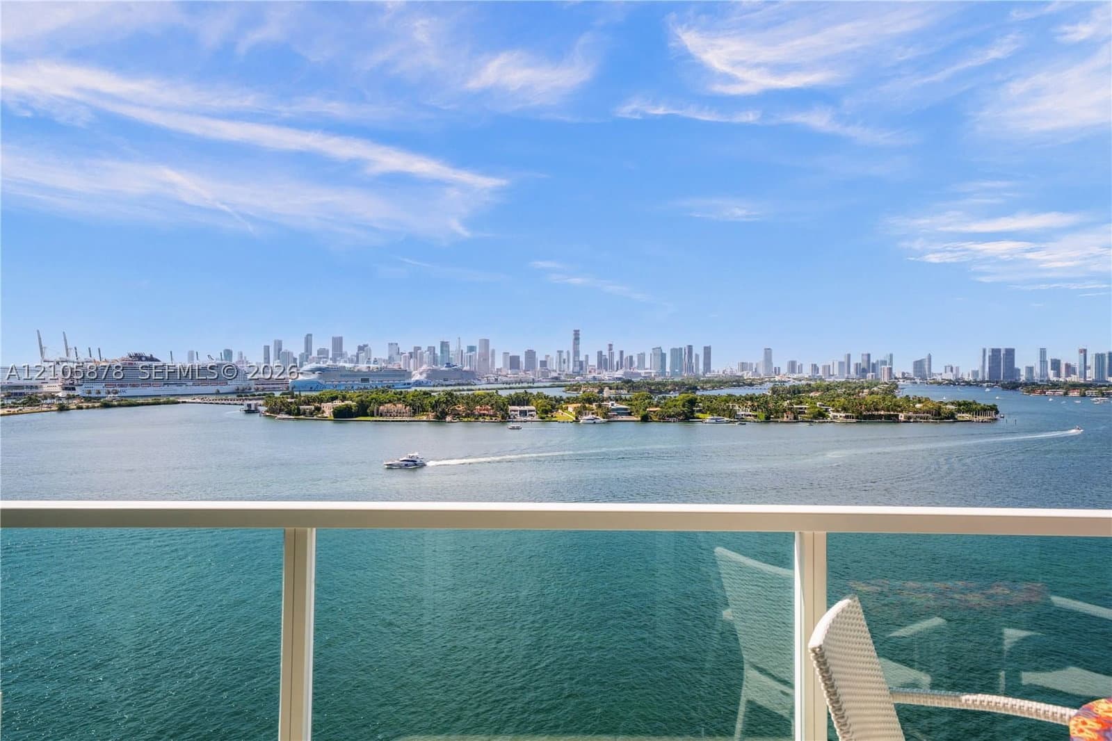 3-bedroom Condo — 650 West Ave #1807, Miami Beach, FL 33139