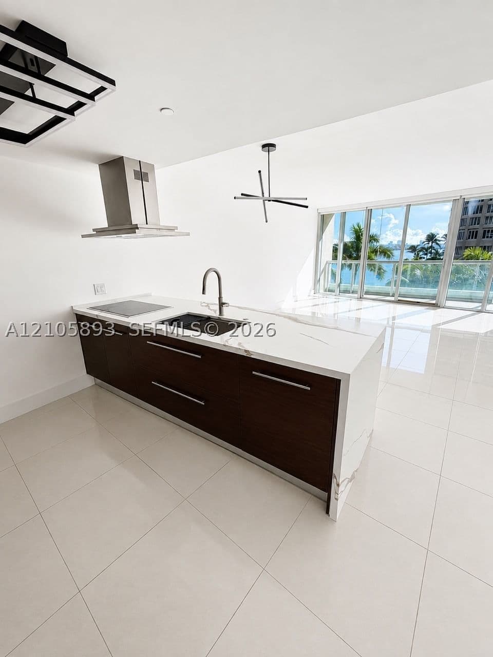 1+1 Condo — 465 Brickell Ave #417, Miami, FL 33131