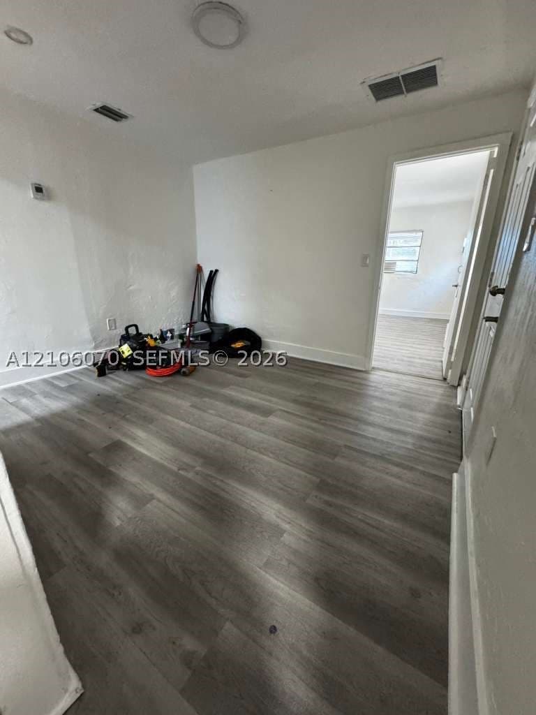 1-bedroom Property — 1121 40th St #2, Miami, FL 33127