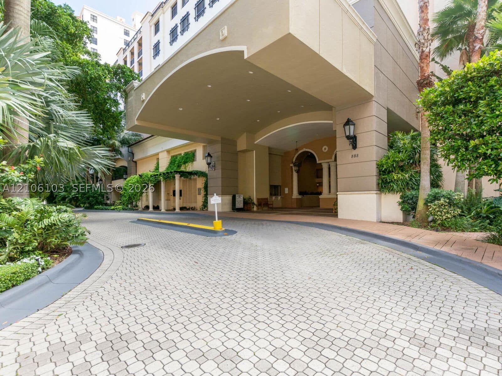 PUERTA DE PALMAS CONDO — ilan fotoğrafı