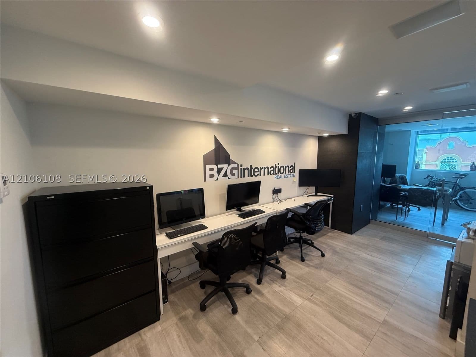 Mülk — 40 13th St #104, Miami, FL 33130